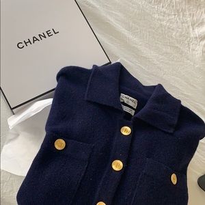 Beautiful cashmere Chanel sweater comes w box